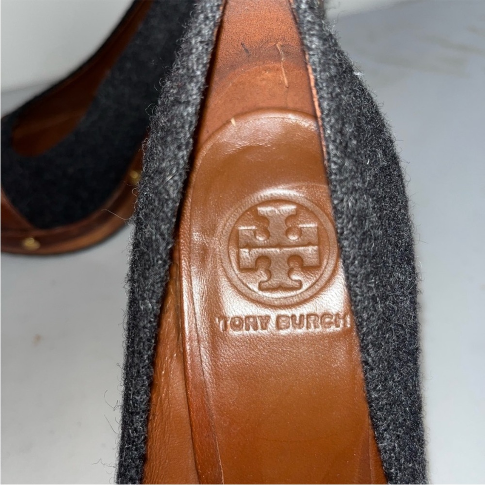Tory burch Stylish Women's Brown and Gray Heels - Picture 5 of 6